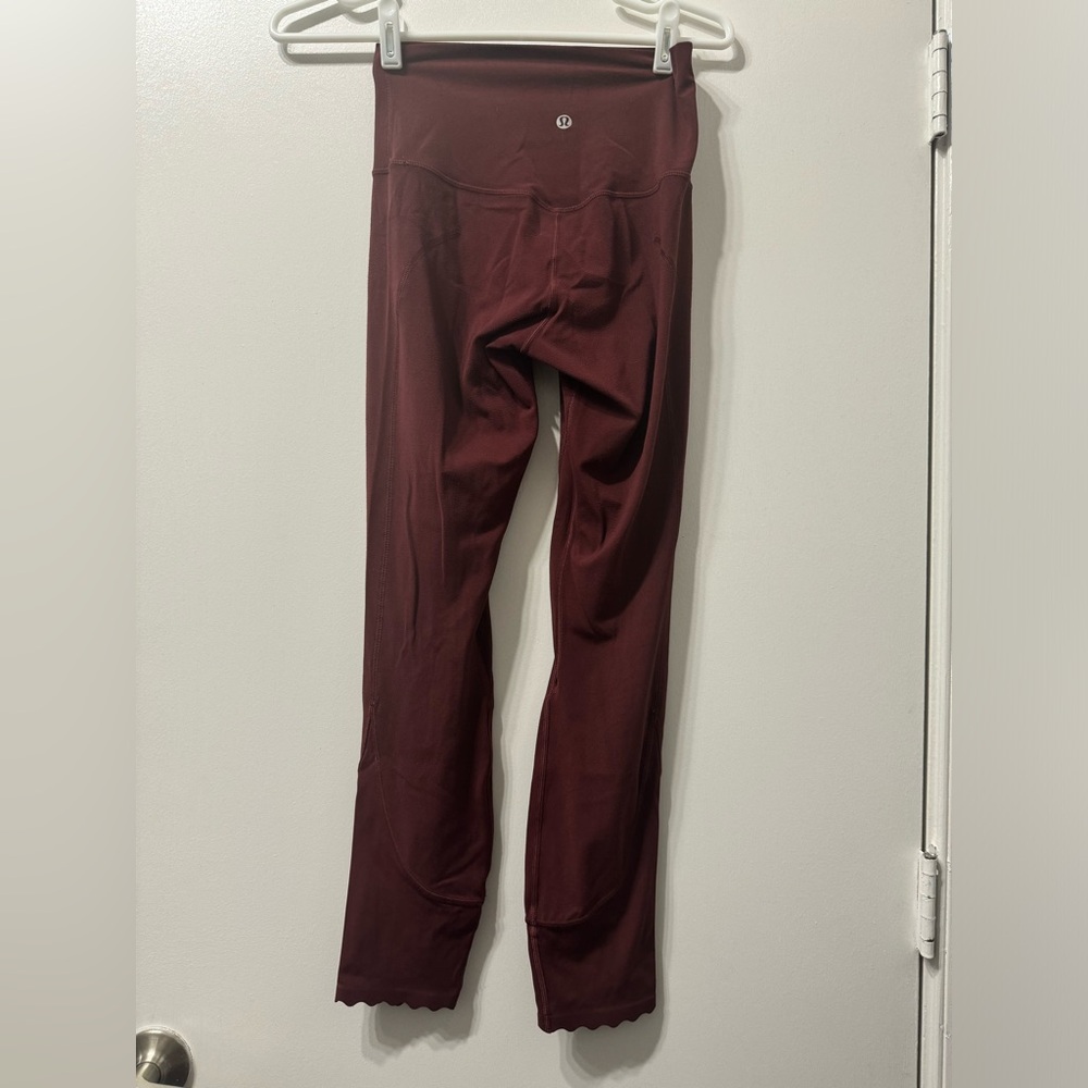 Lululemon Align Scalloped Hem High-Rise Pant 25". Size 4. Red Merlot. - Picture 9 of 9